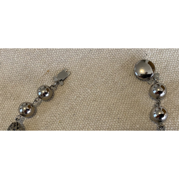 Vintage 15 inch Boho Cottage Core Pendant Silver Link Chain Balls Necklace - Picture 9 of 10